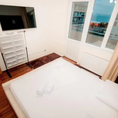 Penthouse Loft Summerland * Mamaia