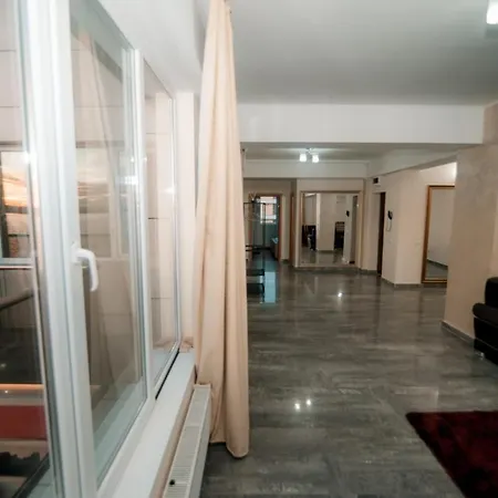 Apartment Penthouse Loft Summerland Mamaia