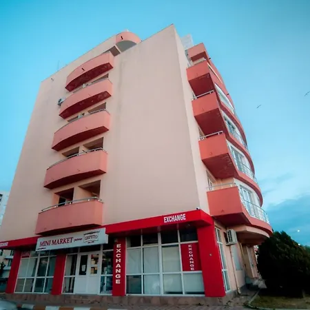 Penthouse Loft Summerland * Mamaia