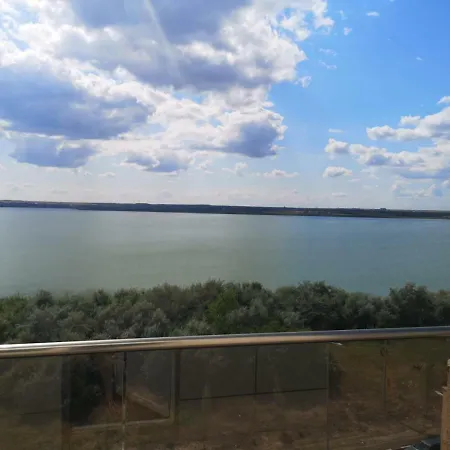 Penthouse Loft Summerland Apartment Mamaia